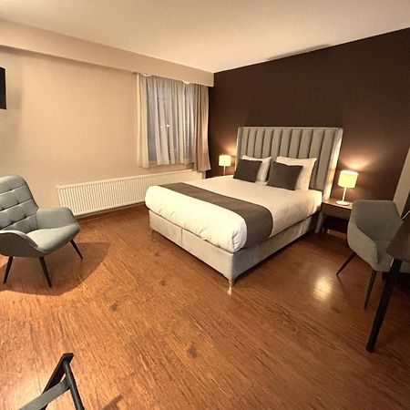 Escale Hotel Saint-Gilles Luaran gambar