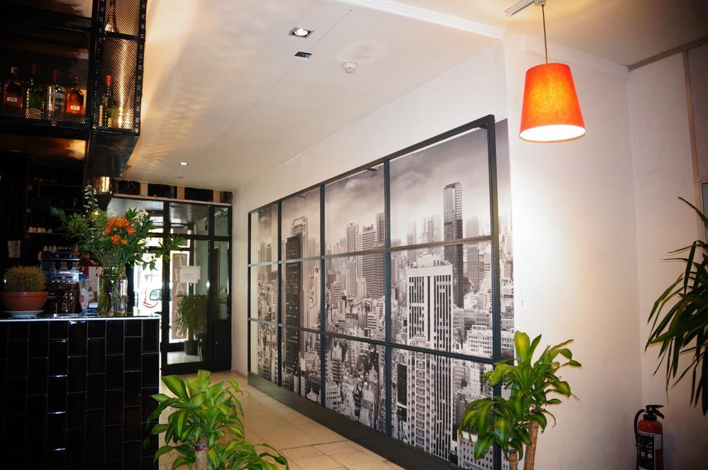 Escale Hotel Saint-Gilles Luaran gambar