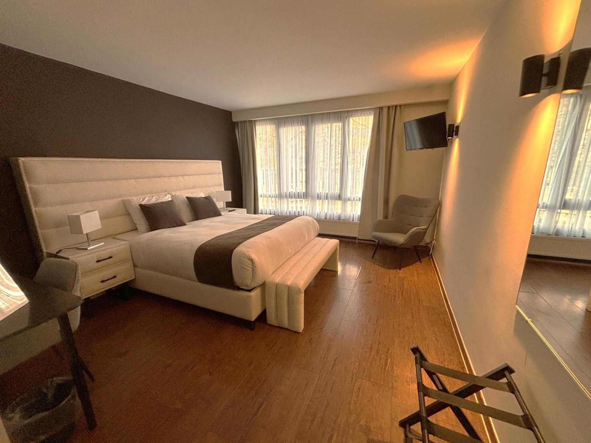 Escale Hotel Saint-Gilles Luaran gambar