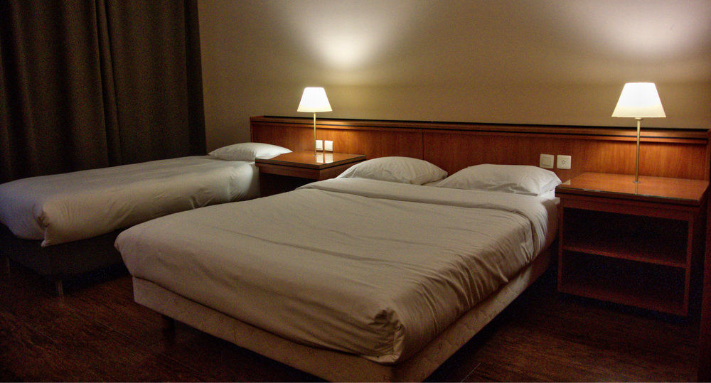 Escale Hotel Saint-Gilles Luaran gambar