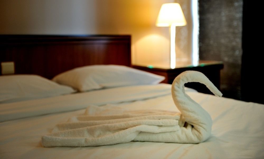 Escale Hotel Saint-Gilles Luaran gambar